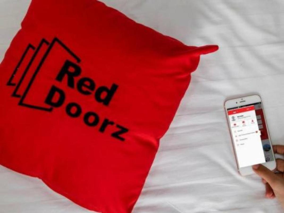 Hotel Reddoorz Syariah Plus @ Banjarbaru Banjarmasin  Exteriér fotografie